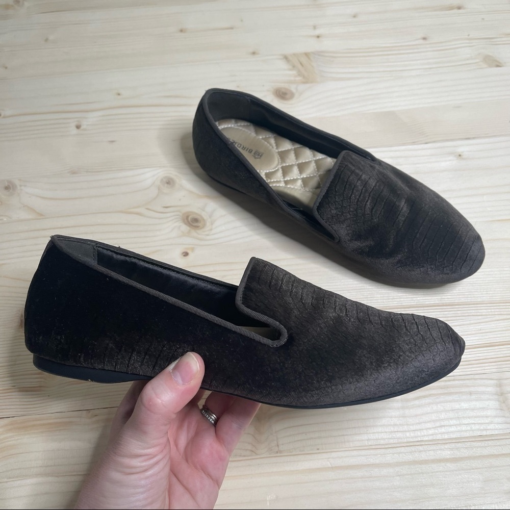 BIRDIES velvet crocodile print hunter green/brown flat loafer size 7.5